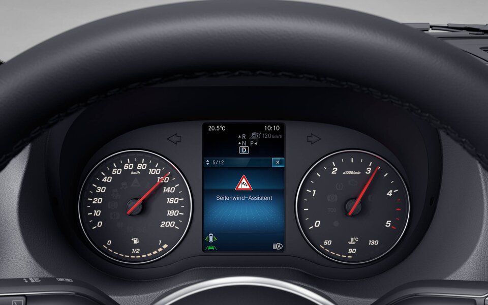 Mercedes based HYMER motorhome cockpit with various high-tech assistance systems