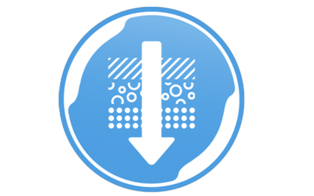 Blau-weißes Filter-Symbol mit Pfeil steht für die Entfernung von Schmutz und Partikeln durch den HYMER clearliQ travel Wasserfilter für Wohnmobile.