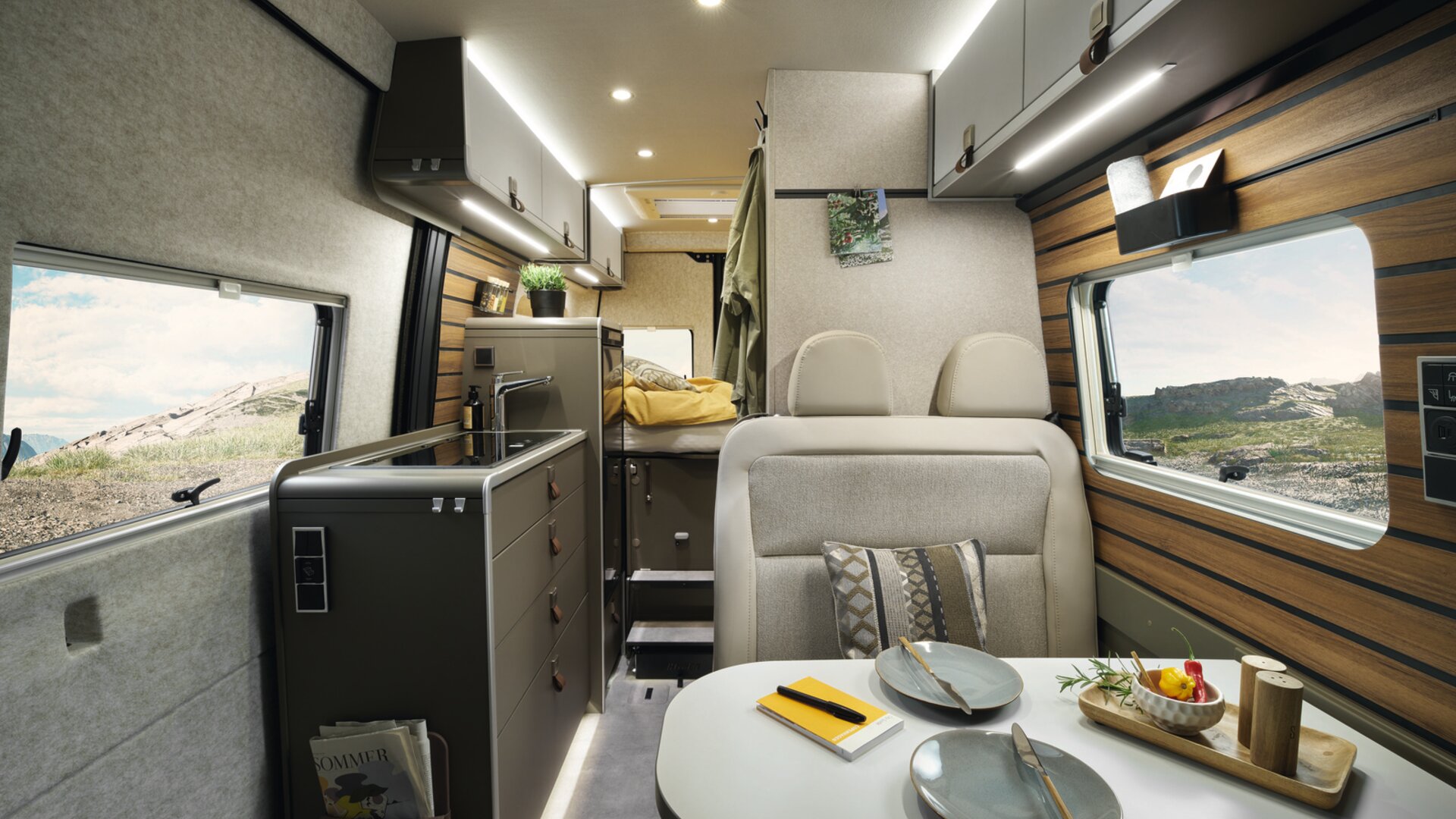 The more contrasting Ivy Green design features bamboo accents, which have been borrowed from the Venture S.